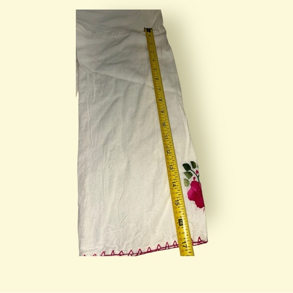 Vintage Oaxaca Embroidered Handmade Floral Cotton Blouse from Mexico off white - Picture 9 of 11